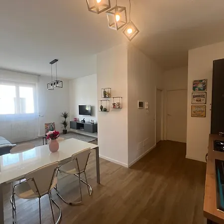 Apartman Angy E Ros